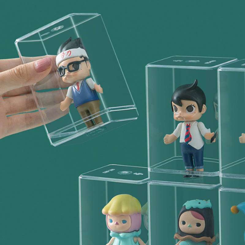 Transparent plastic display cabinet molding