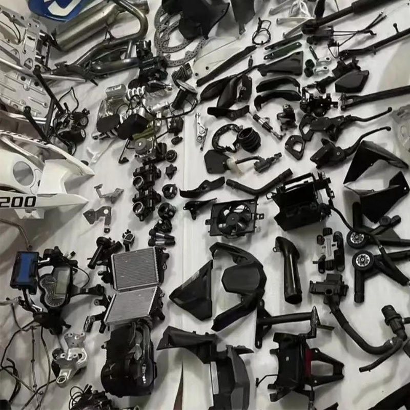 Plastic motorfietsonderdelen nieuwe lijst